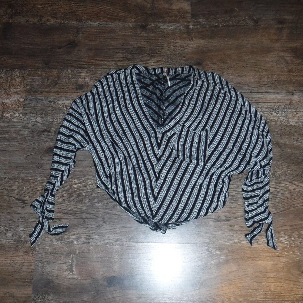 Free People Striped Long Sleeve Top V Neck Blouse Tie Hem Women's Boho Casual - Picture 4 of 7
